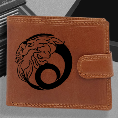 Personalizovaná kožená peněženka s tvým jménem nebo monogramem a motivem znamení zvěrokruhu | Kozoroh-(22. 12. – 20. 1.)