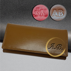 Dámská kožená peněženka Ricardo Ramos s ražbou monogramu | Camel | Dárková krabička
