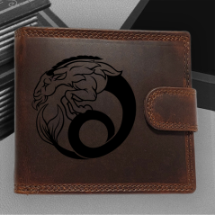 Personalizovaná kožená peněženka s tvým jménem nebo monogramem a motivem znamení zvěrokruhu | Kozoroh-(22. 12. – 20. 1.)