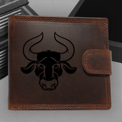 Personalizovaná kožená peněženka s tvým jménem nebo monogramem a motivem znamení zvěrokruhu | Býk-(21. 4. – 21. 5.)