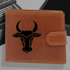 Osobní poklad z hvězdných drah: Pánská kožená peněženka s tvým vlastním jménem, monogramem a znamením zvěrokruhu | Býk-(21. 4. – 21. 5.)