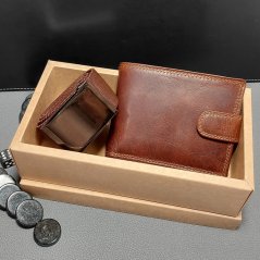 Pánský set s hnědou koženou peněženkou a hnědým páskem, ideální dárek
