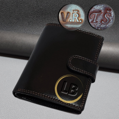 Pánská kožená peněženka Ricardo s ražbou monogramu | černá VZ | Dárková krabička