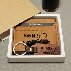 Kreativní set s dřevěnou klíčenku s minerálem a kožené pouzdro na karty - Klíče k mému srdci